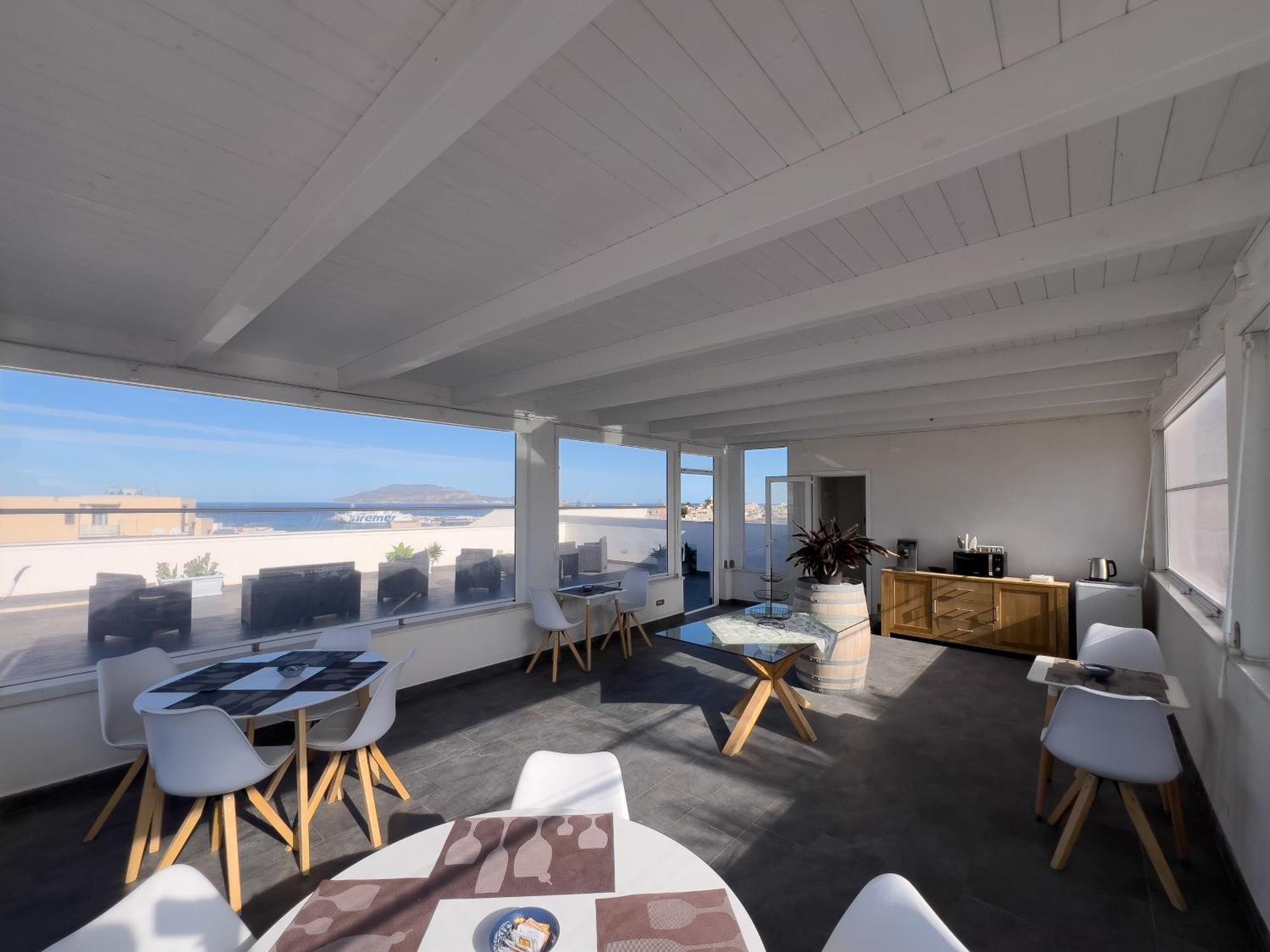 Ponente & Maestro Rooms Favignana Ngoại thất bức ảnh