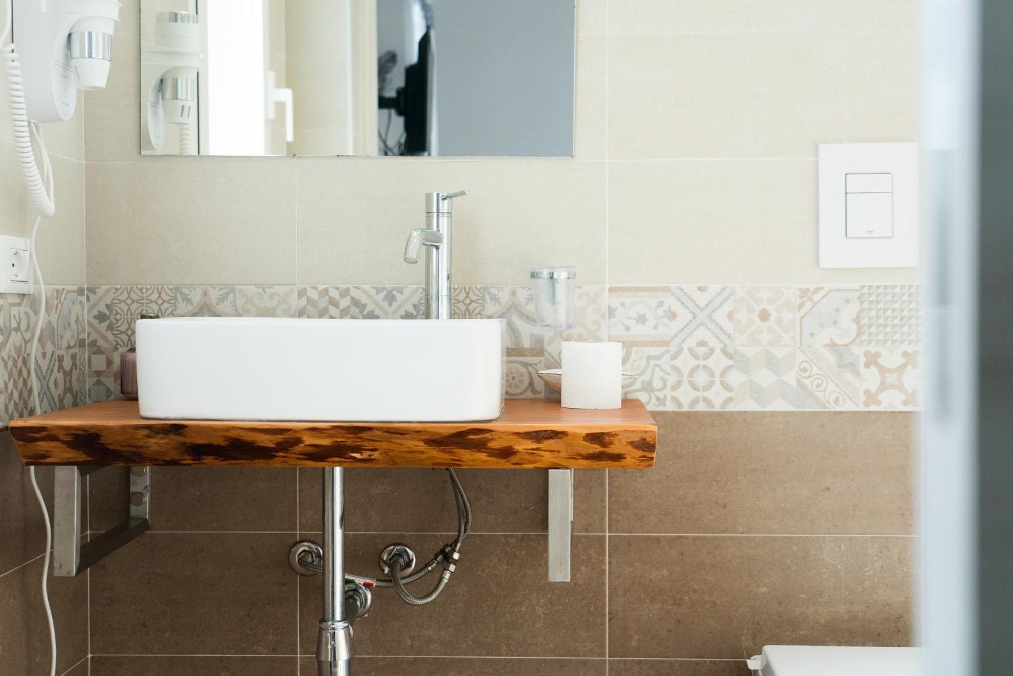 Ponente & Maestro Rooms Favignana Ngoại thất bức ảnh