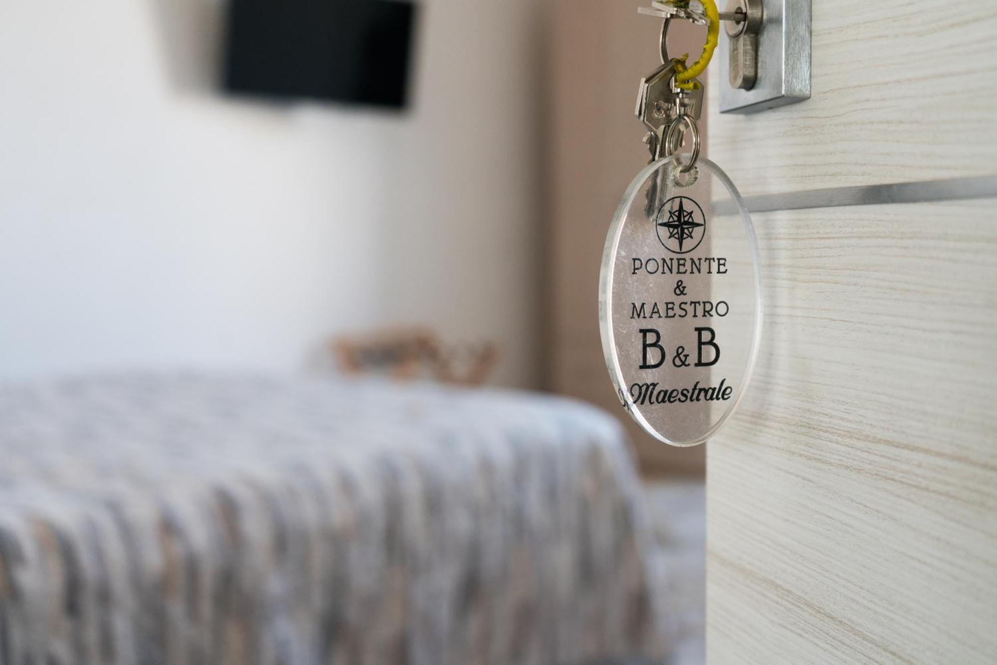 Ponente & Maestro Rooms Favignana Ngoại thất bức ảnh