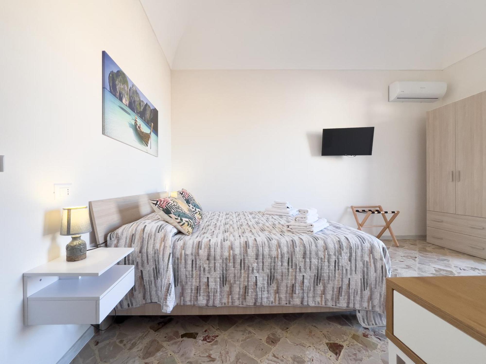Ponente & Maestro Rooms Favignana Ngoại thất bức ảnh